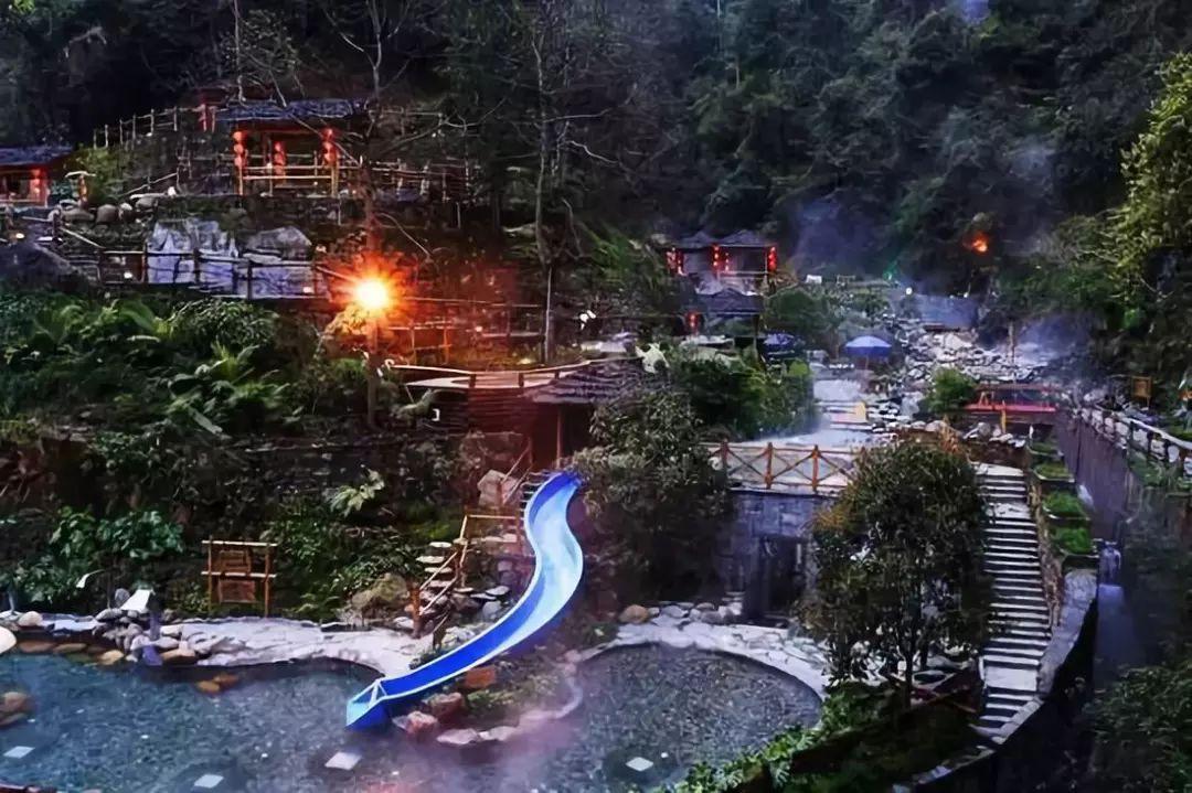 迷宫塔