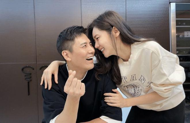 你有过忘记摘掉隐形眼镜的经历吗？有什么不舒服的感觉吗？