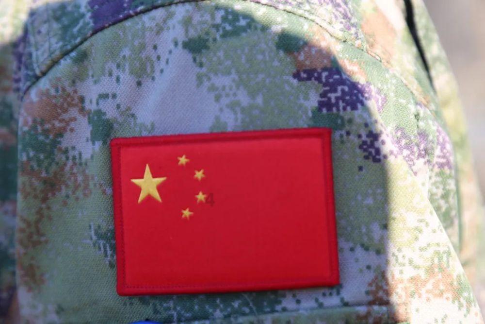 小猫钓鱼游戏龙王版有船